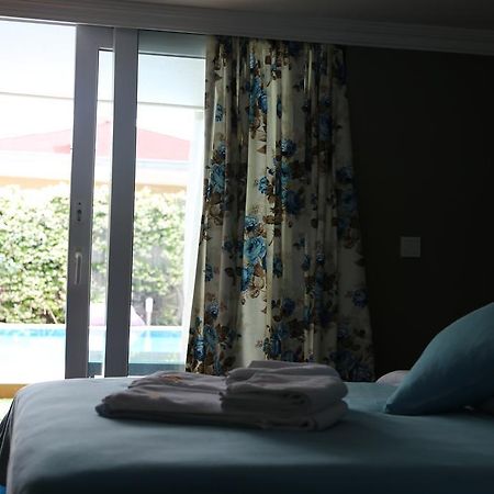 Guzelyali Hotel Ayvalı Zewnętrze zdjęcie