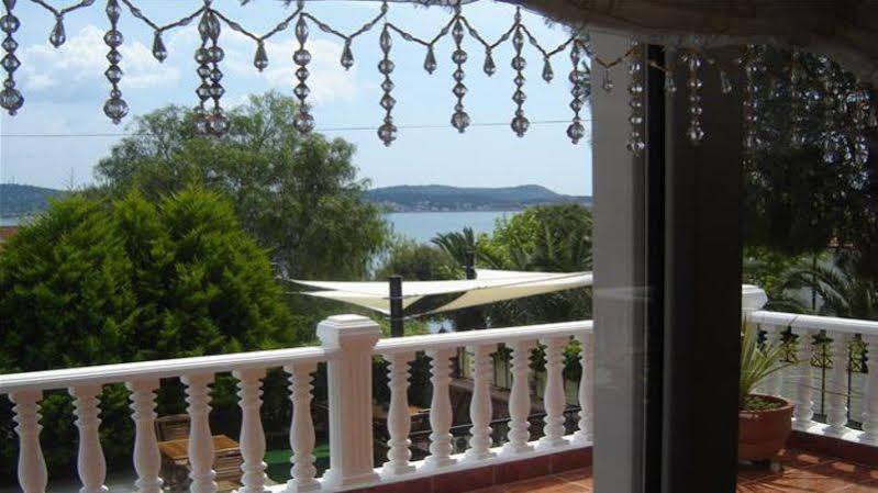 Guzelyali Hotel Ayvalı Zewnętrze zdjęcie