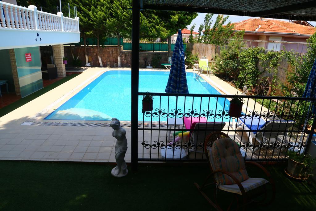 Guzelyali Hotel Ayvalı Zewnętrze zdjęcie