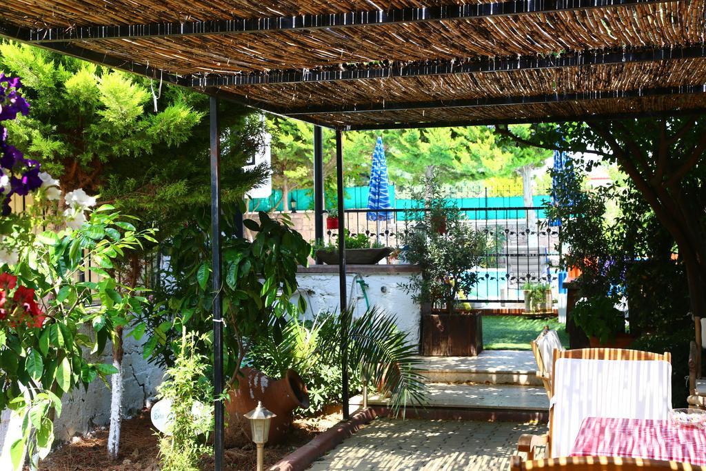 Guzelyali Hotel Ayvalı Zewnętrze zdjęcie