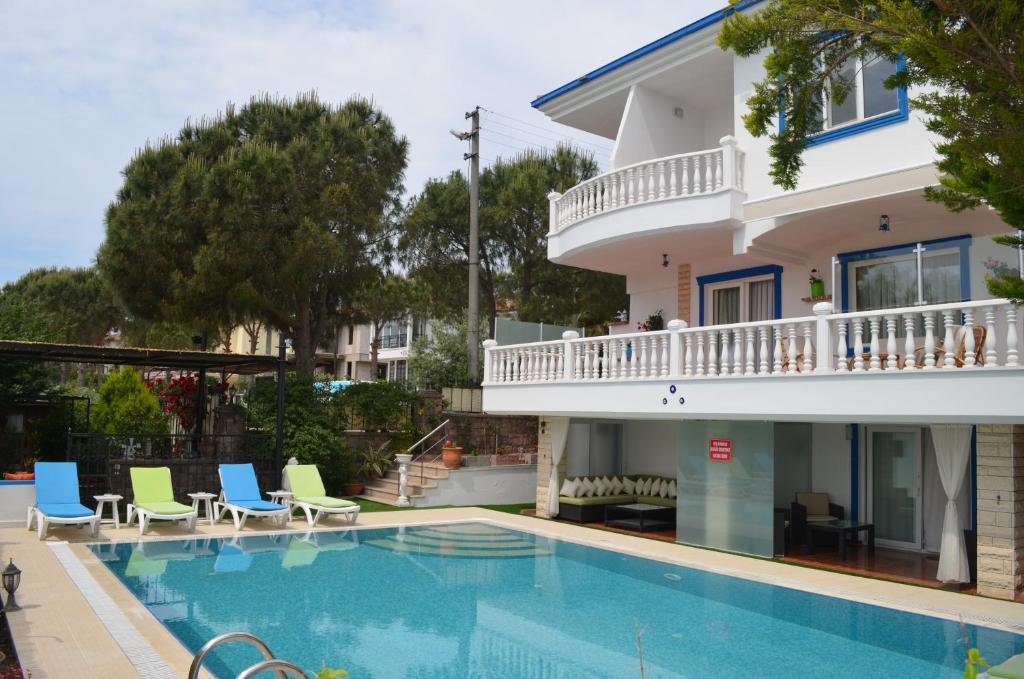Guzelyali Hotel Ayvalı Zewnętrze zdjęcie