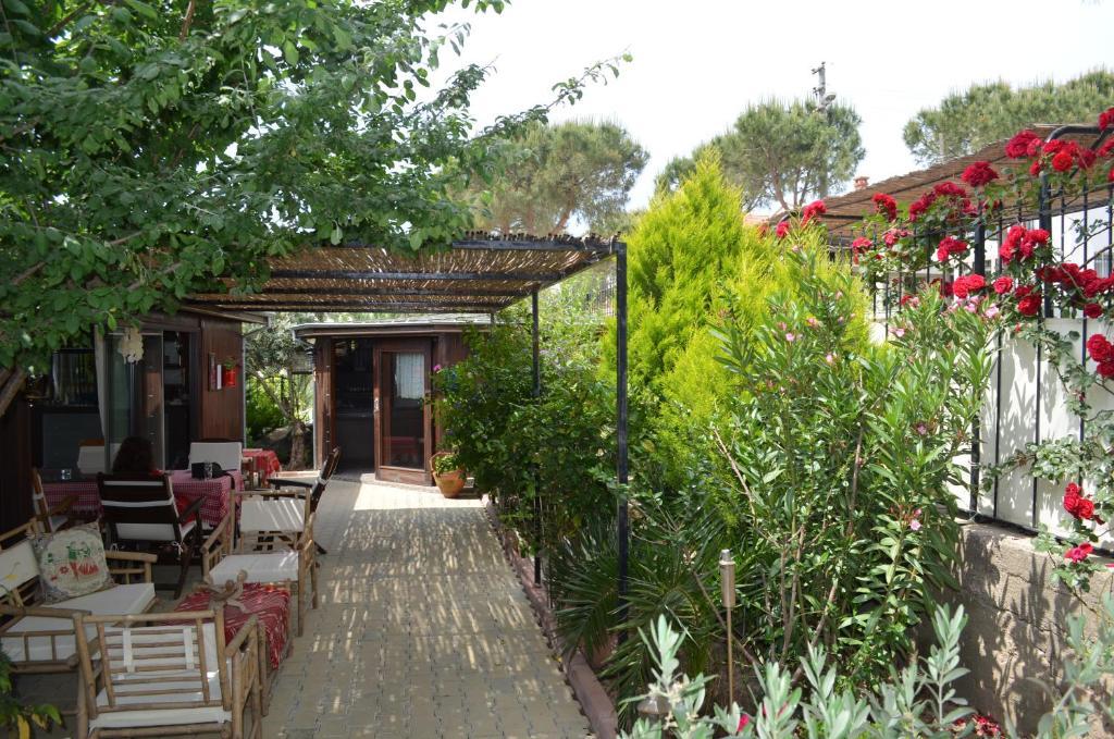Guzelyali Hotel Ayvalı Zewnętrze zdjęcie