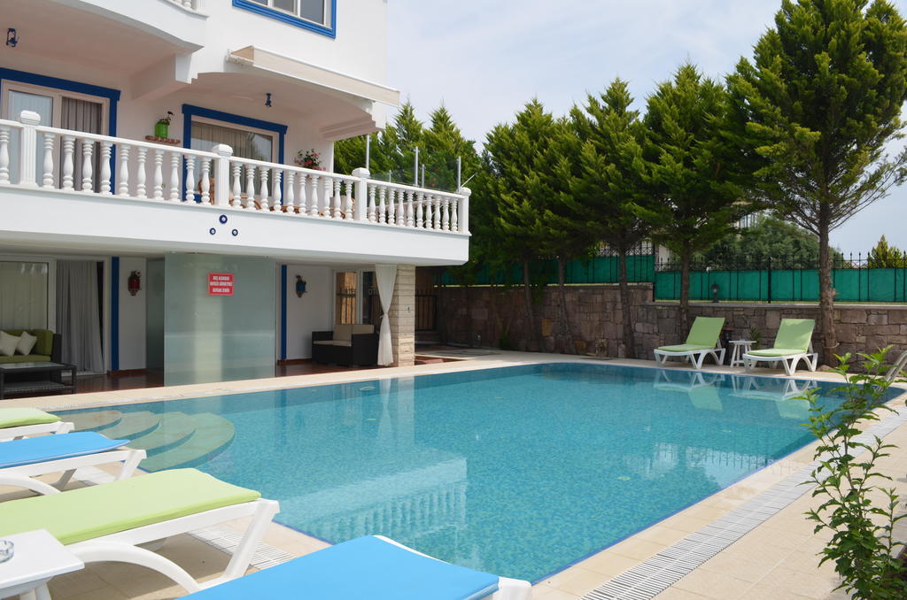 Guzelyali Hotel Ayvalı Zewnętrze zdjęcie