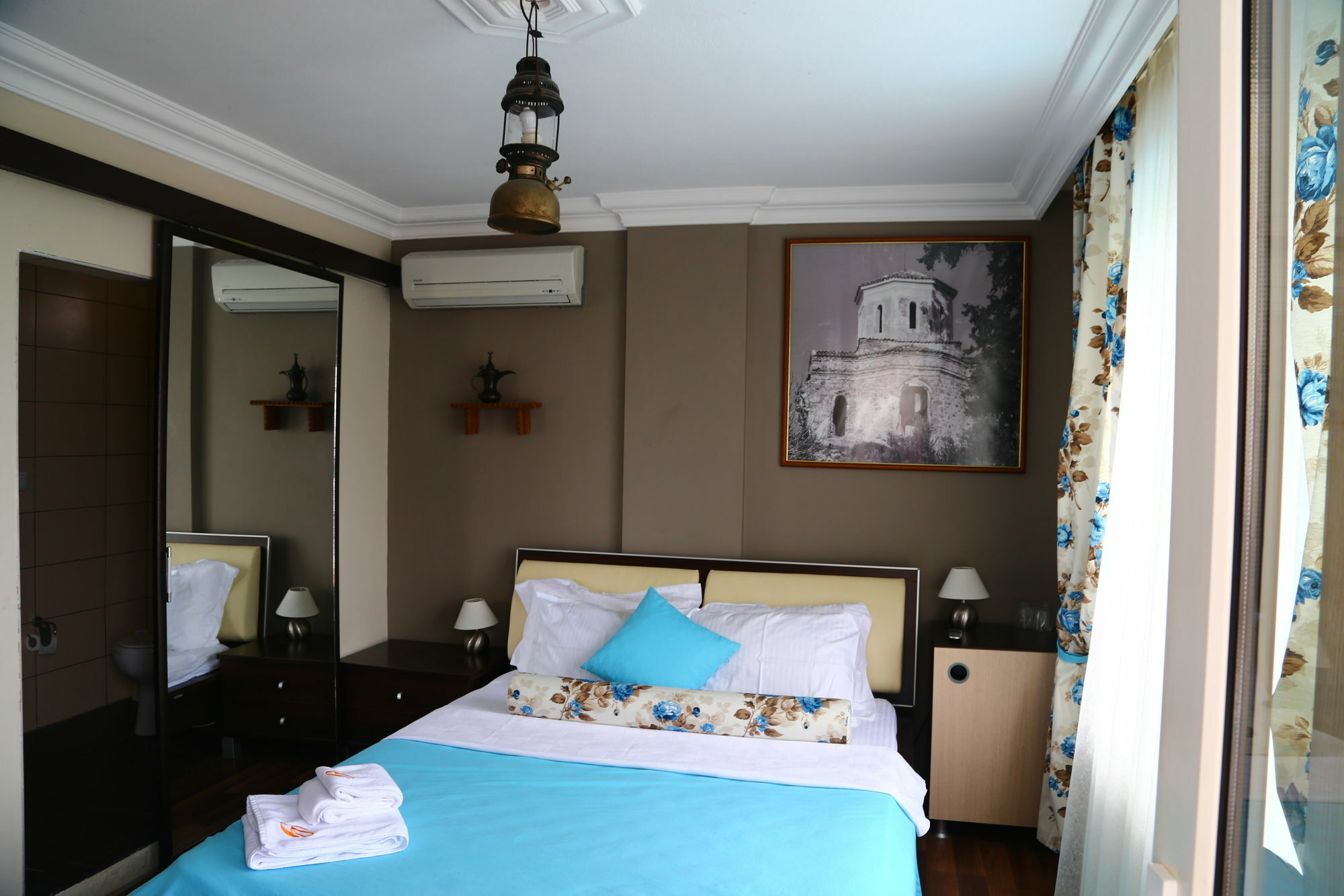 Guzelyali Hotel Ayvalı Zewnętrze zdjęcie