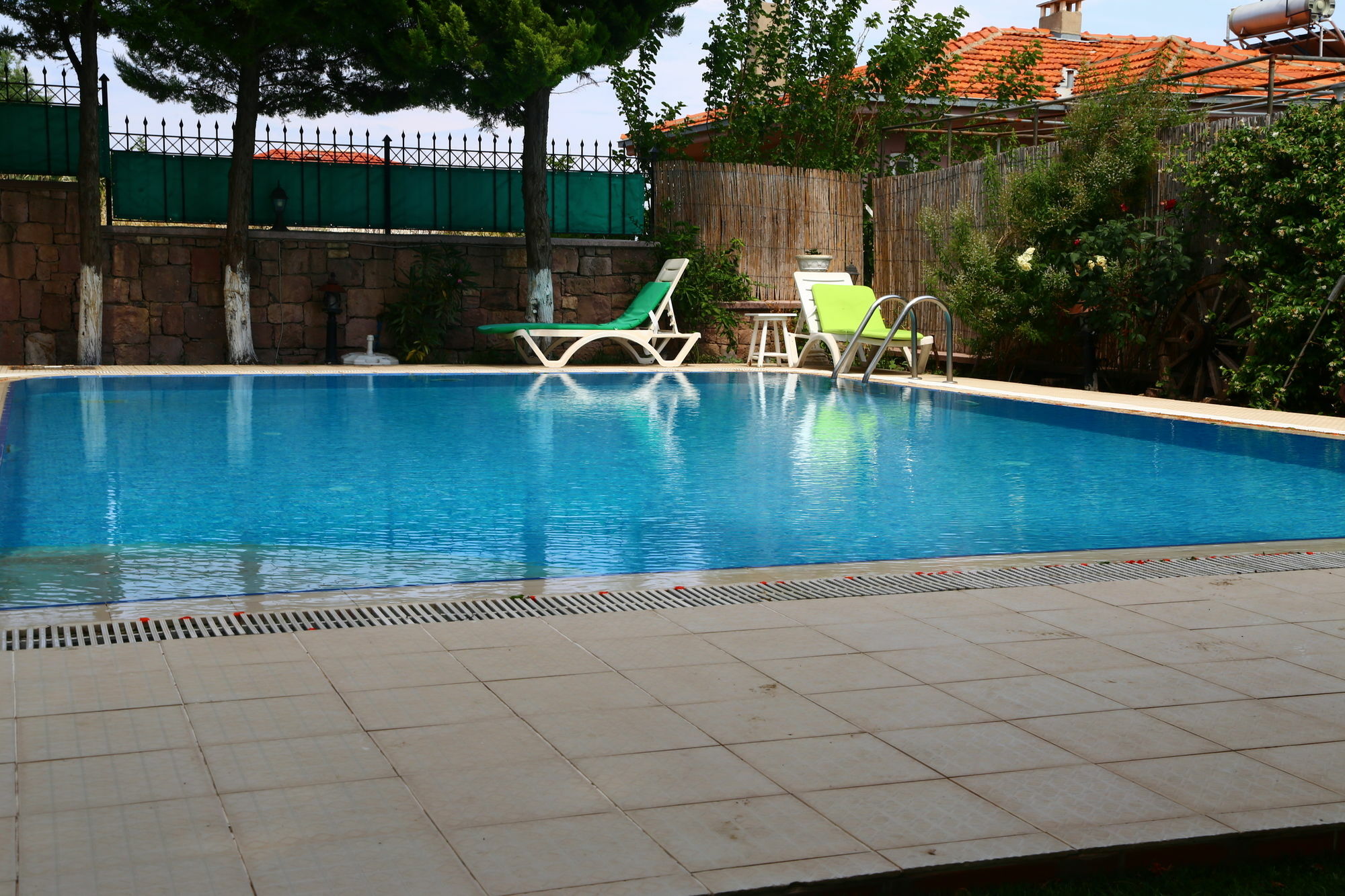 Guzelyali Hotel Ayvalı Zewnętrze zdjęcie
